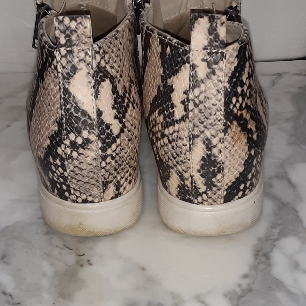 Snakeskin booties - Picture 4 of 6